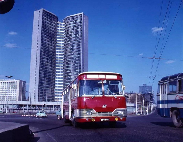 LIAZ-667E_1972y.jpg